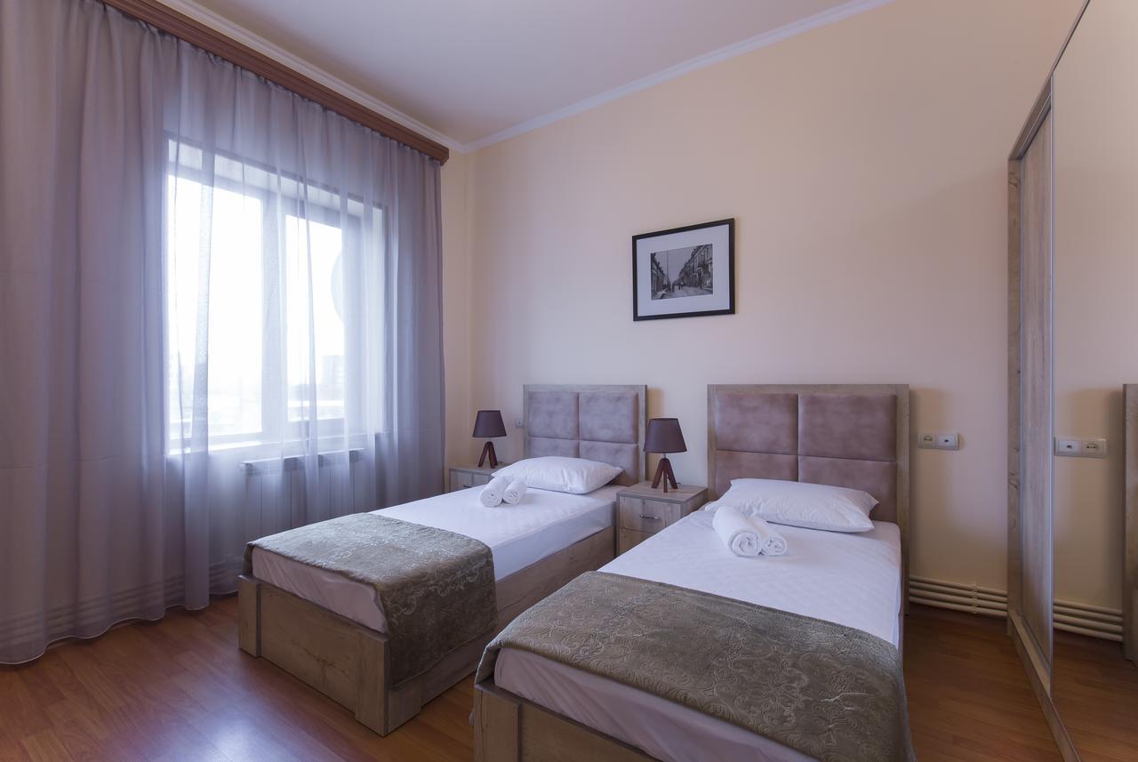 Umba Apartment N1 - 2 Bedrooms Erivan Exterior foto