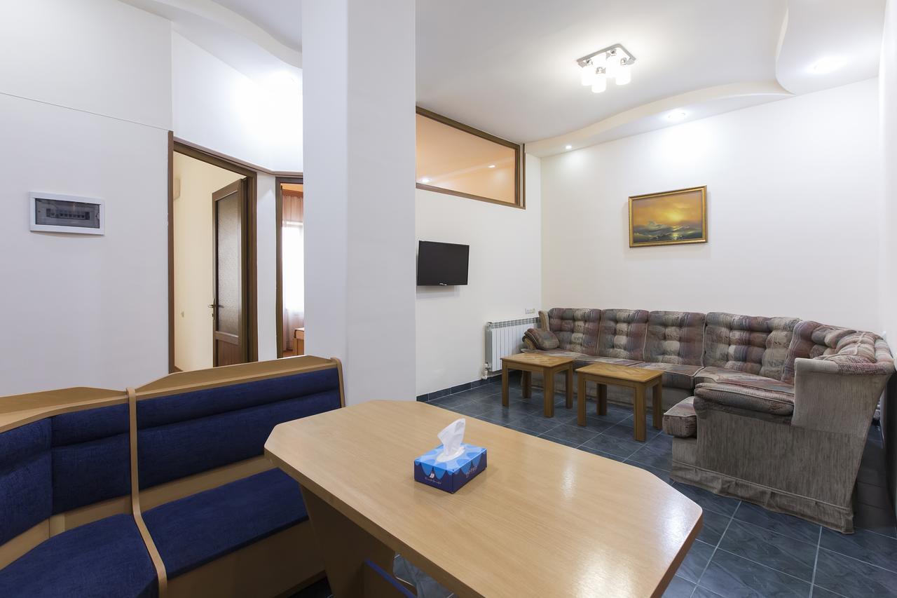 Umba Apartment N1 - 2 Bedrooms Erivan Exterior foto